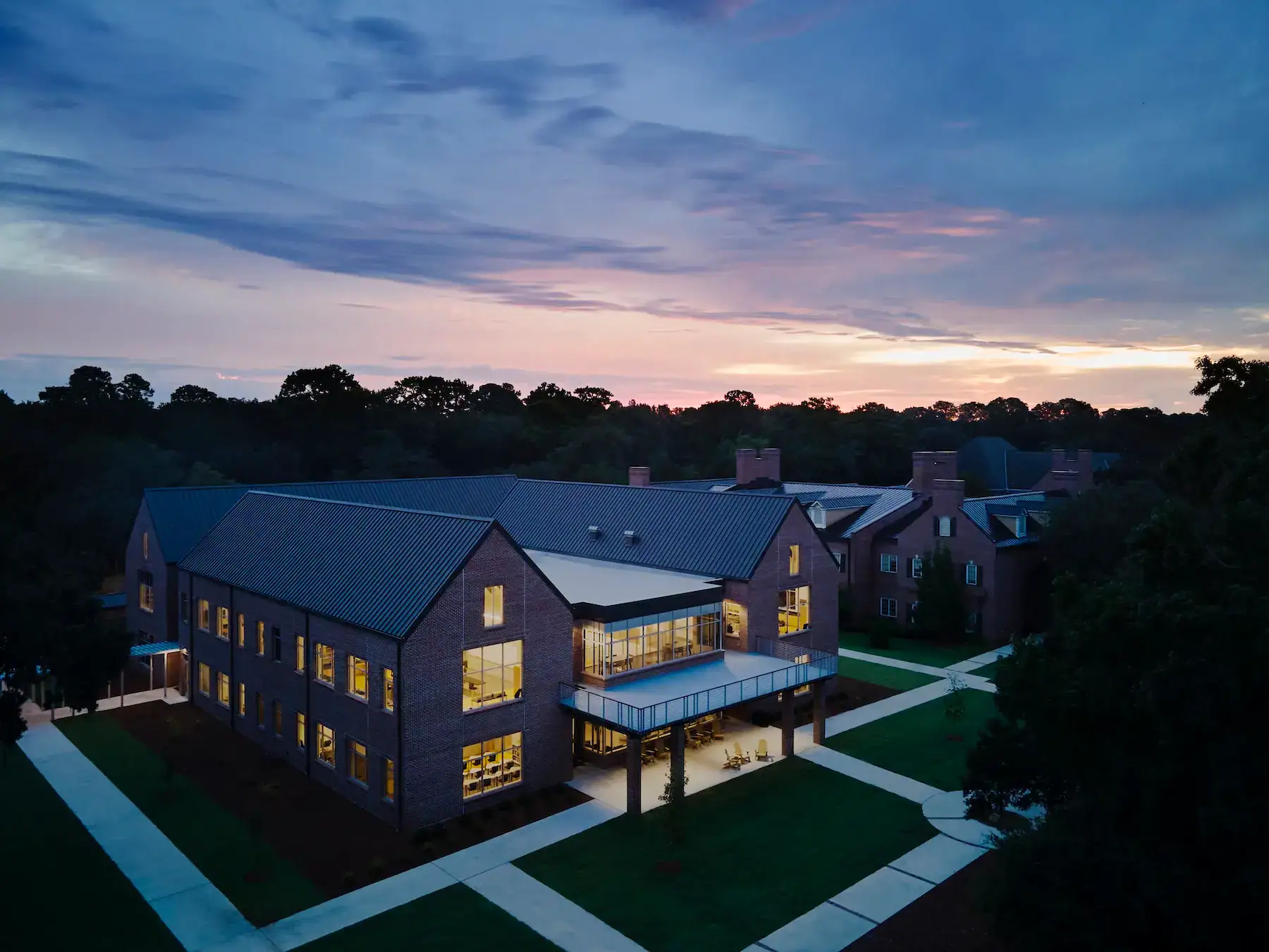 commercial-roofing-systems-projects Commercial roofing systems installed for institutional buildings