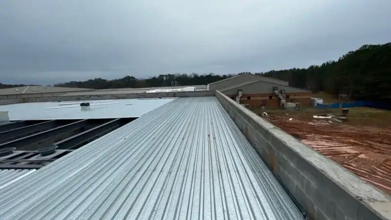 metal-roof-deck-installation-services Metal roof deck installation services