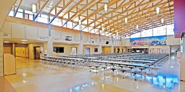 tectum-roof-deck-panels-cafeteria-installation Tectum roof deck panels installed for cafeteria
